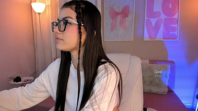 MarianaaDooll webcam