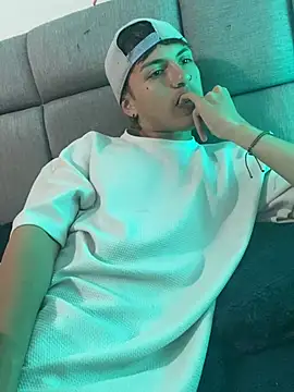 NaytonFreeman webcam