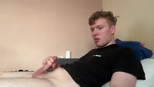 sexybooii6968 webcam