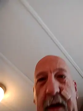 Yankeedave420 webcam