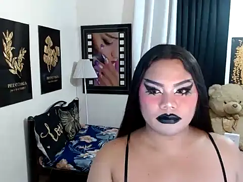 TSbrianaHugeCock webcam