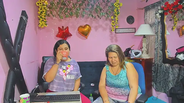 lesbiancuple webcam
