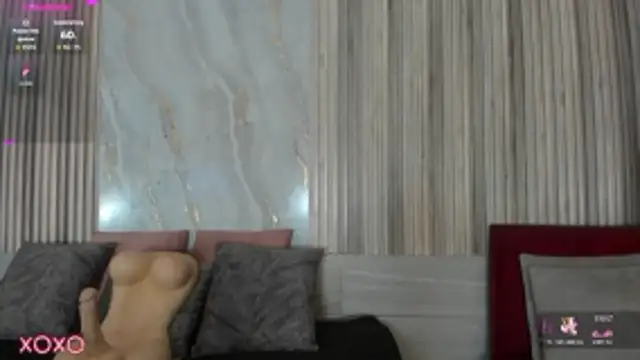 BriannaChelsea webcam