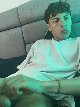 NaytonFreeman webcam