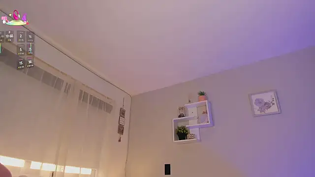 caro_sanchezz webcam