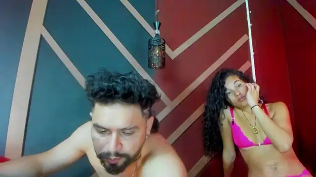 RashelANDCerverus webcam