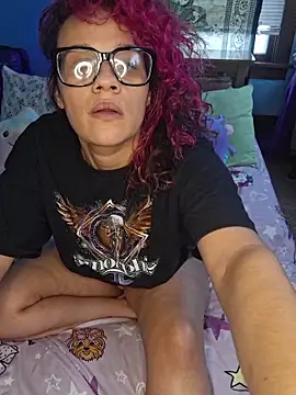 VelvetVixen_735 webcam