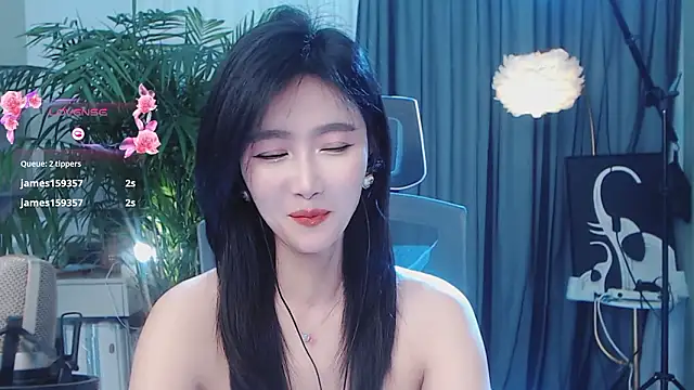 美女feifei-love在线直播