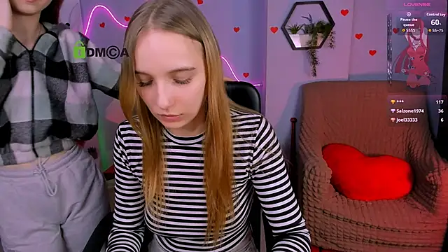 rebecca_smile webcam