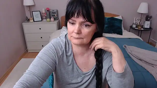 leveme2nightt - LeveMe2Nightt's free webcam