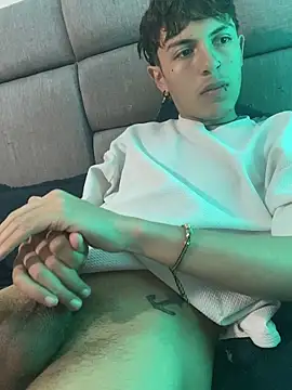 NaytonFreeman webcam