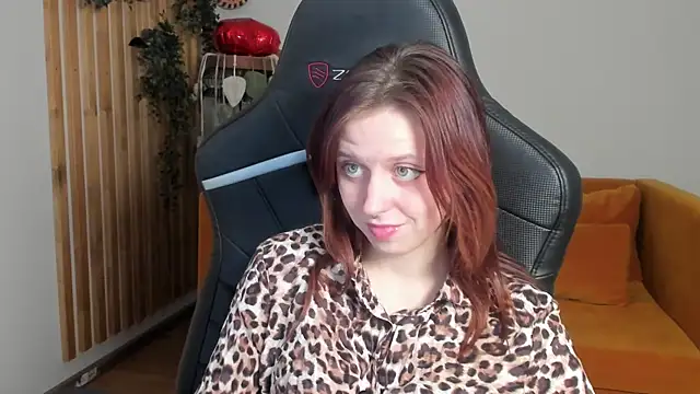 freyavey - FreyaVey's free webcam - UK Sex Cams