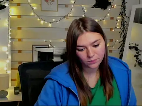 Josephine_Kiss webcam