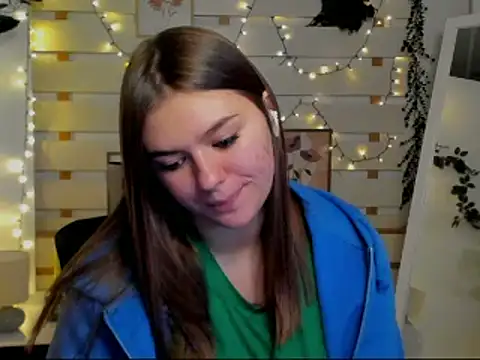 Josephine_Kiss webcam