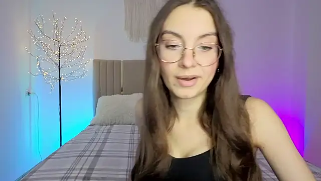 real_cutie1 - Real_cutie1's free webcam - UK Sex Cams