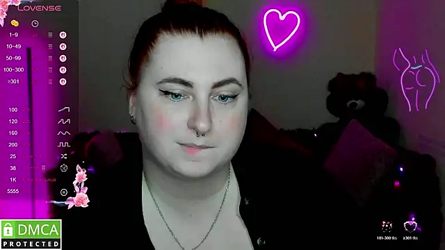 Alicia_love00 webcam