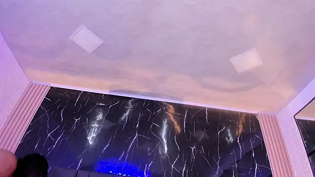 BustyGlow webcam