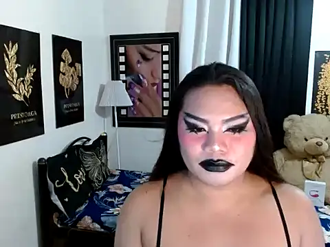 TSbrianaHugeCock webcam