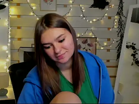 Josephine_Kiss webcam