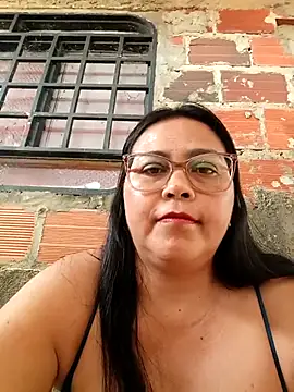 Dirty-Momm-Divorced-Hot webcam