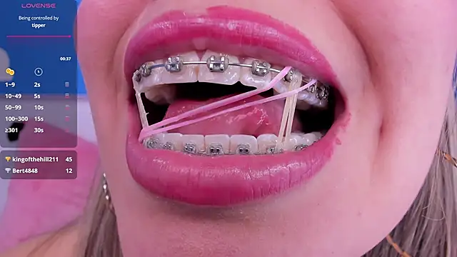 miss__evolet - Miss__evolet's free webcam - UK Sex Cams