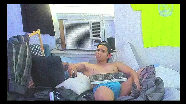 jokerandykenwood - JokerAndyKenwood's free webcam - UK Sex Cams