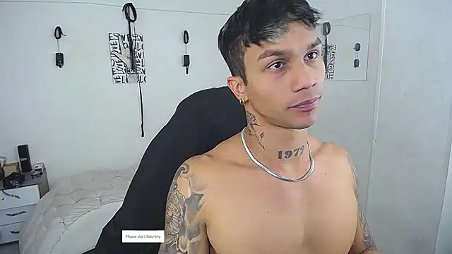 Leonard_Price webcam