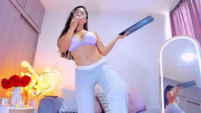 briana_preston webcam