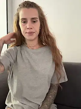 EmiliaCatalina webcam