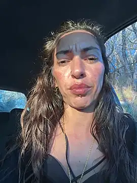 Amani_thewolf webcam