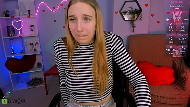 rebecca_smile webcam