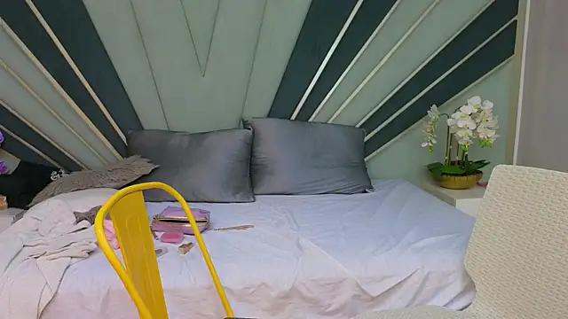 DulceeEsmeralda webcam