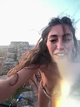 Amani_thewolf webcam