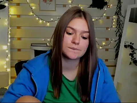 Josephine_Kiss webcam