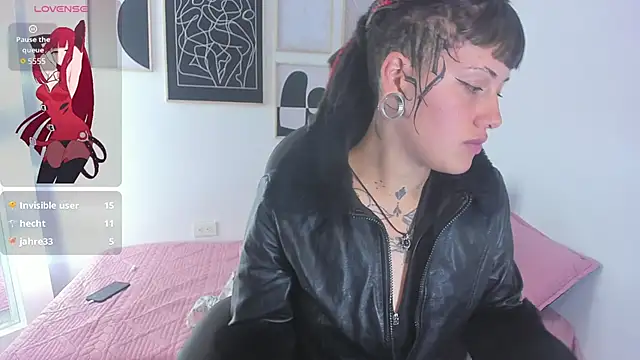 _sharlotte777 webcam