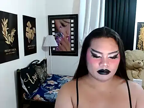 TSbrianaHugeCock webcam