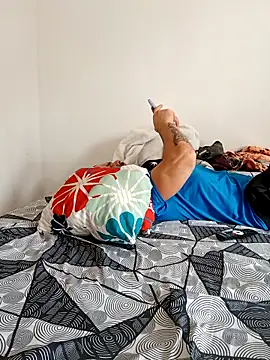 leiris_y_fred_01 - LEIRIS_Y_FRED_01's free webcam - UK Sex Cams