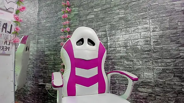 karoll__sex - Karoll__sex's free webcam - UK Sex Cams