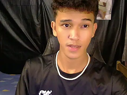 hugekenbigcock webcam