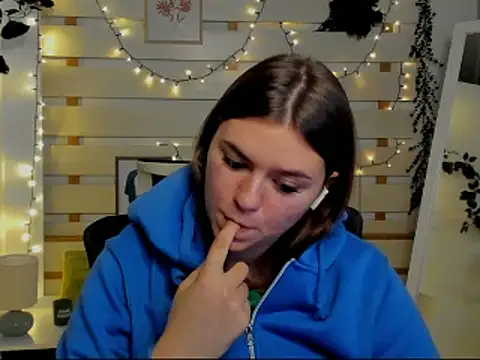 Josephine_Kiss webcam