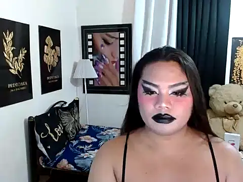 tsbrianahugecock - TSbrianaHugeCock's free webcam - UK Sex Cams