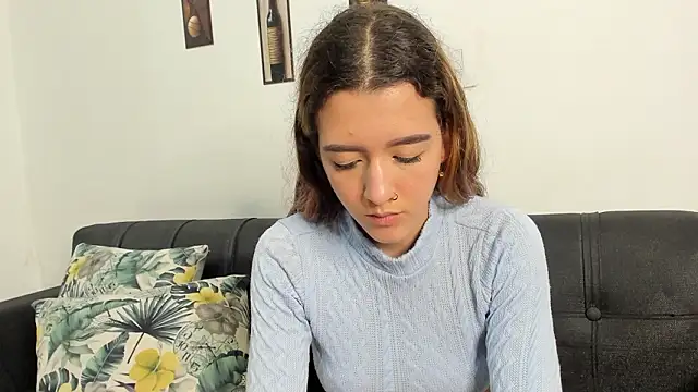 Violeta_Gracee webcam