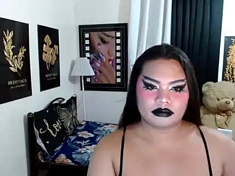 TSbrianaHugeCock webcam