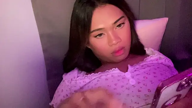 Exotic_alyssa69 webcam