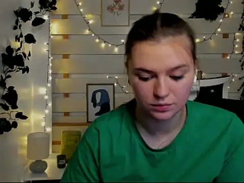 Josephine_Kiss webcam