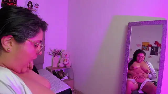 TifanyAmazinng webcam