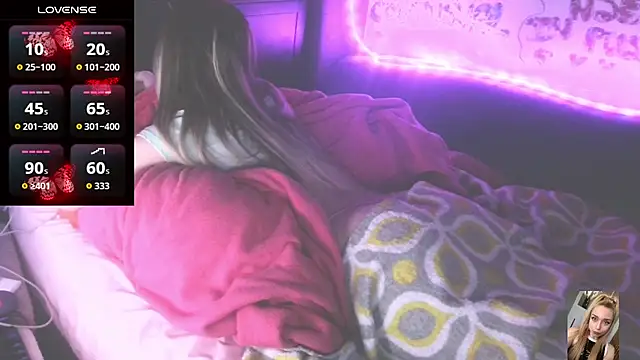 Preview of blondiewithanass