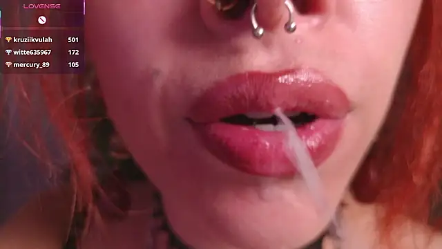 bri_von_dhara__ webcam