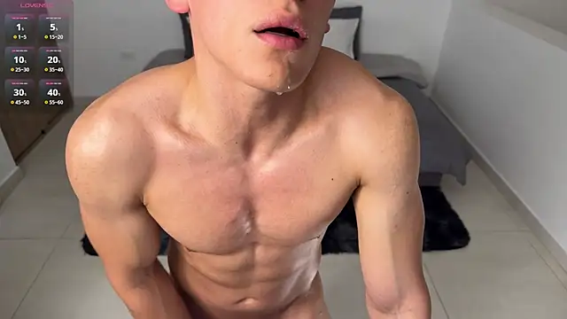 Maxx_Lancaster webcam