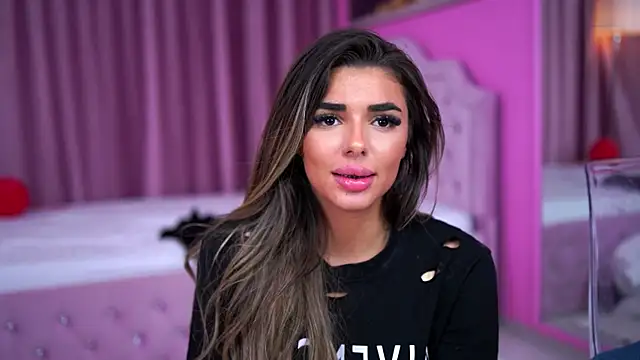 crisstyblair - CrisstyBlair's free webcam - UK Sex Cams